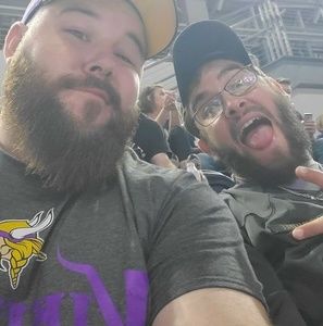 Meet your Posher, Derek